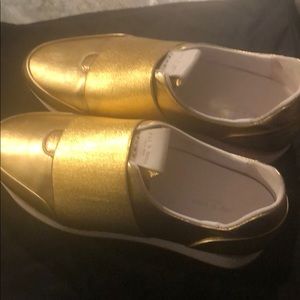Rag & Bone Gold Sneakers. Like New 37.5